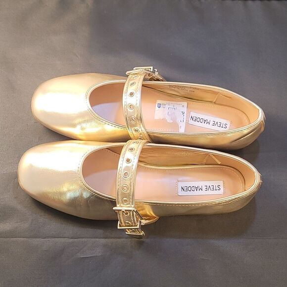BRAND NEW STEVE MADDEN BALLET WITH STRAP CHIC GOLD MARY JANE - Picture 1 of 14